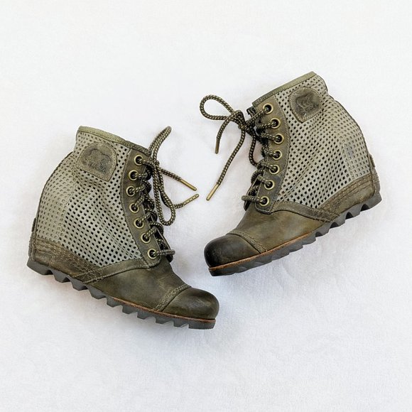 Sorel Shoes - Sorel 1964 Premium Perforated Wedge Ankle Boot Verdant